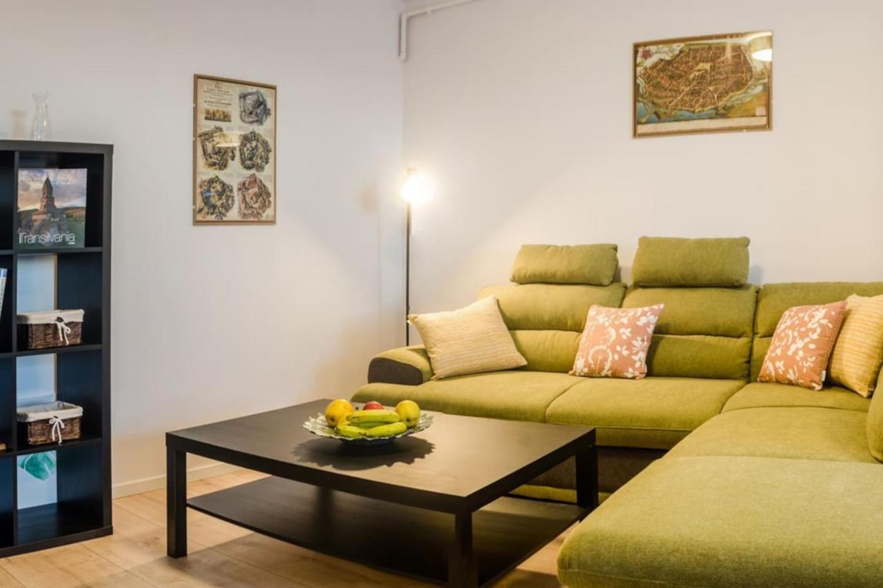 Paul'S Place. New Rooftop Apartment In Downtown סיביו מראה חיצוני תמונה